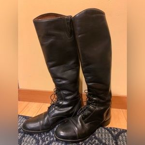 Ariat Pull on sz 9 boots